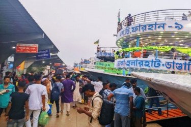 সড়ক ট্রেন লঞ্চে ঈদযাত্রা: ঢল নেমেছে বাড়ির পথে
