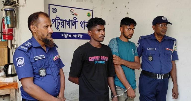 পটুয়াখালীতে বৈদ্যুতিক ট্রান্সফরমার চোর চক্রের দুই সদস্য গ্রেফতার