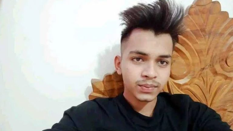 পটুয়াখালীতে ফেসবুকে পোস্ট দিয়ে শিক্ষার্থীর আত্মহত্যা