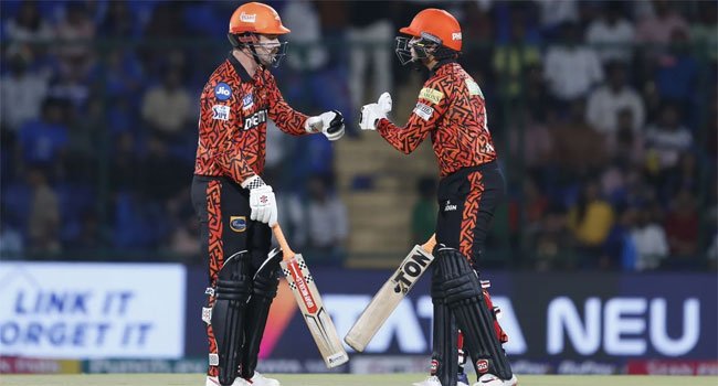 পাওয়ার প্লেতে হায়দরাবাদের বিশ্বরেকর্ড