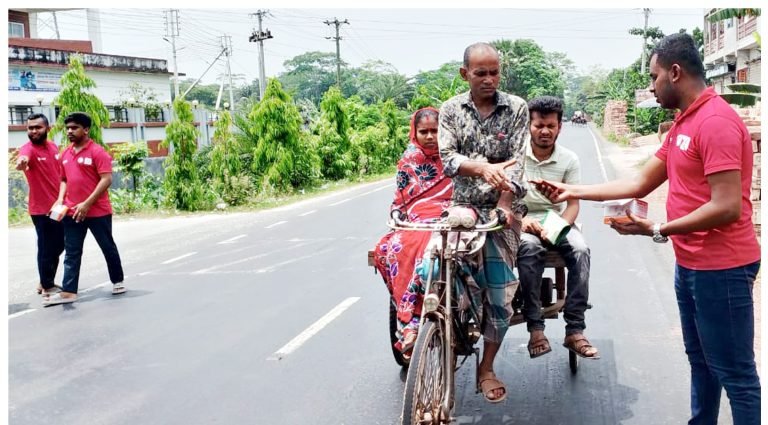 বরিশালে হিট স্ট্রোক প্রতিরোধে গণসচেতনতা