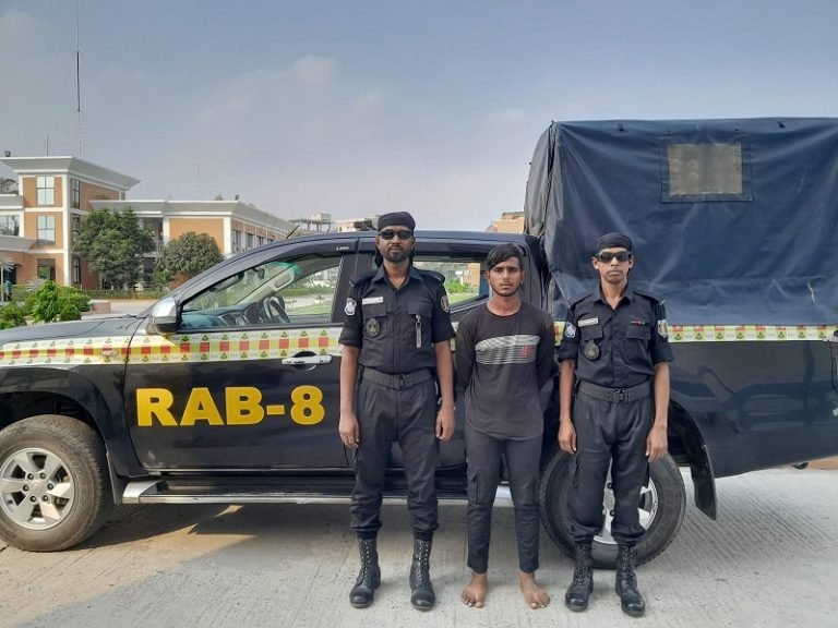 পটুয়াখালীতে ১৩ বছরের শিশু ধর্ষনের অভিযোগে ধর্ষক গ্রেফতার