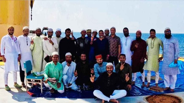 ১৯ এপ্রিল দুবাই পৌঁছাবেন নাবিকরা