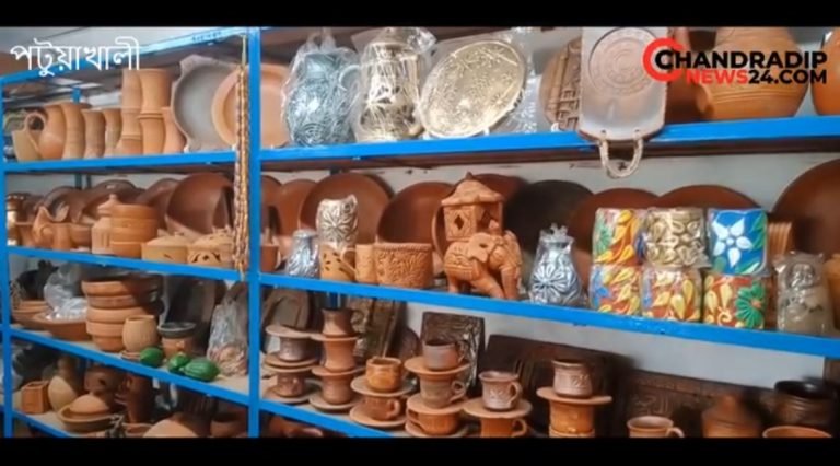 আধুনিকতার ছোঁয়ায় বিশ্ববাজারে পটুয়াখালীর মৃৎ শিল্প