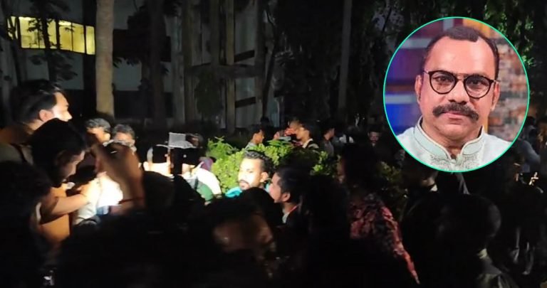 এফডিসিতে মারধর : ২৪ ঘণ্টার আল্টিমেটাম সাংবাদিকদের