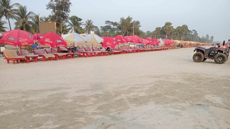 কুয়াকাটার পর্যটন ব্যবসায় দাবদাহের প্রভাব – বাতিল হচ্ছে বুকিং