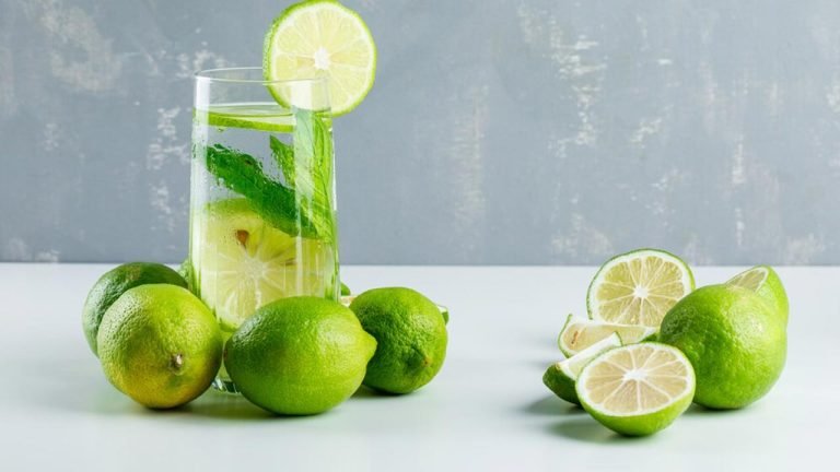 তীব্র গরমে কী খাবেন আর কী খাবেন না