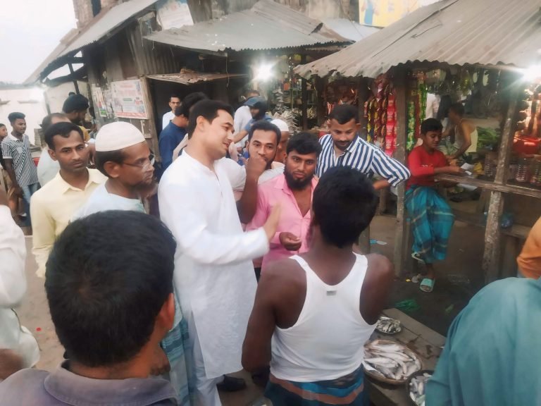 প্রচার-প্রচারণায় ভোটারদের মন জয় করছেন ভাইস চেয়ারম্যান প্রার্থী জসিম