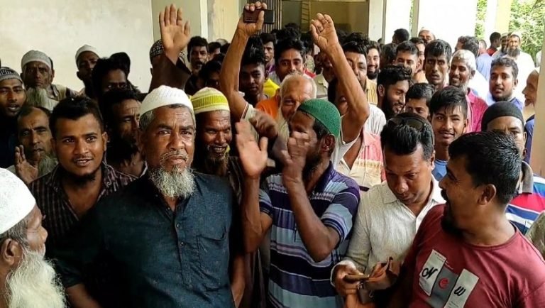 জাটকা সংরক্ষণ মৌসুমে ভিজিএফ বিতরণে অনিয়মের অভিযোগ
