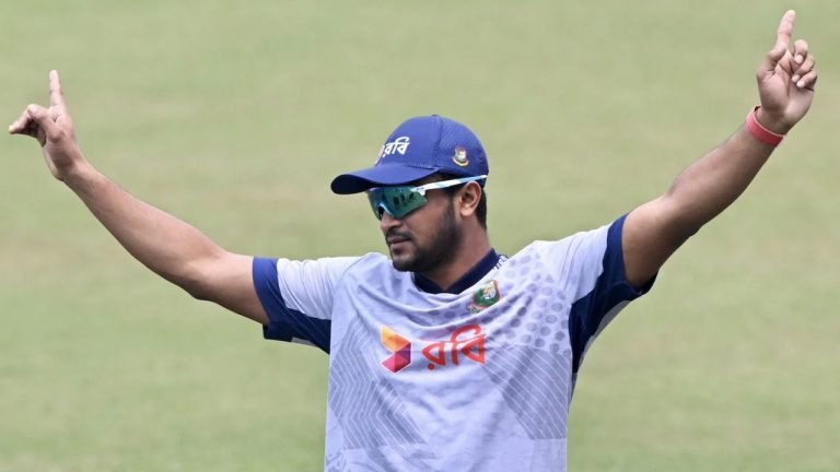 জিম্বাবুয়ে সিরিজে খেলা নিয়ে মুখ খুললেন সাকিব