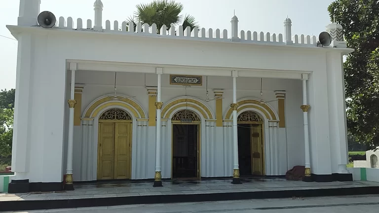 বেলজিয়ামের নির্মাণসামগ্রী দিয়ে ভোলায় মসজিদ নির্মাণ