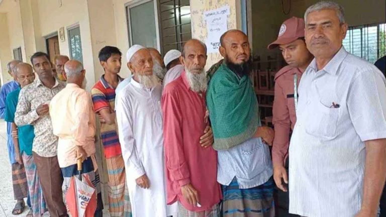 ভোটের লড়াই চলছে যেসব উপজেলায়