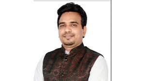 দুমকী উপজেলা পরিষদ নির্বাচন আচরণ বিধি ভঙ্গের অভিযোগে মাল্টা কাওসারকে শোকজ