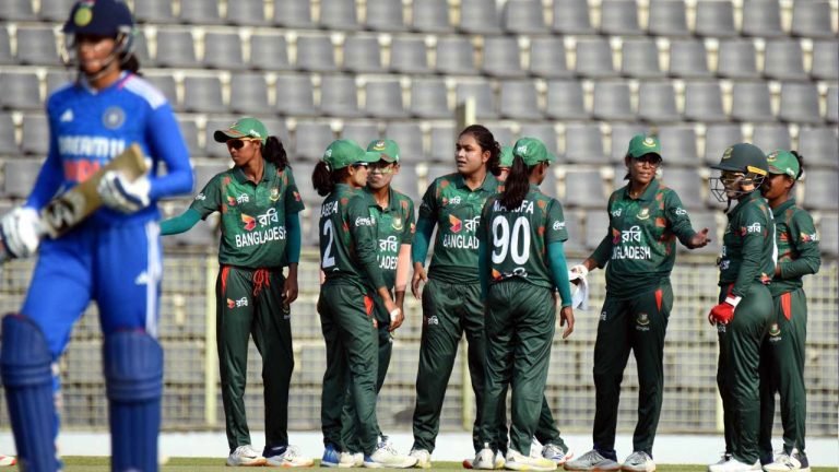 মুস্তাফিজদের ম্যাচসহ টিভিতে খেলার সূচি