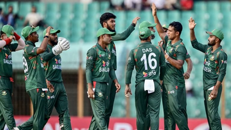 টাইগারদের শ্বাসরুদ্ধকর জয় 