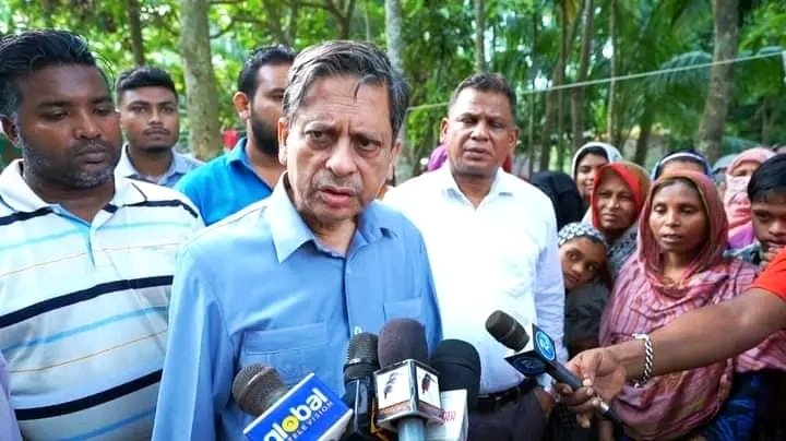 বরিশাল সিটি মেয়রের জয়ের একবছর : জোয়ার এসেছে খালে: হাসতে শিখেছে মানুষ