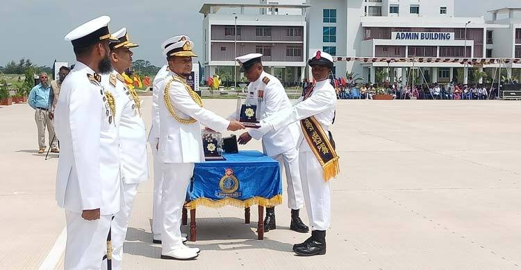 পটুয়াখালীতে নৌ বাহিনীকে যুগপযোগী ভাবে গড়ে তোলা হচ্ছে – নৌ বাহিনী প্রধান