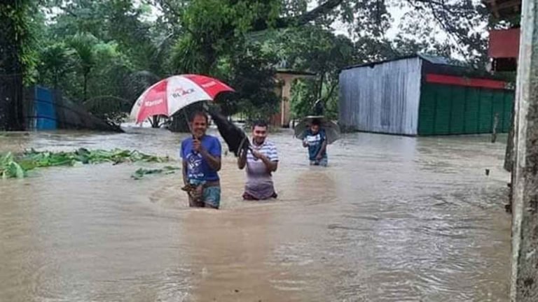 হু হু করে বাড়ছে পানি, সিলেটে বন্যা পরিস্থিতি আরও অবনতির শঙ্কা