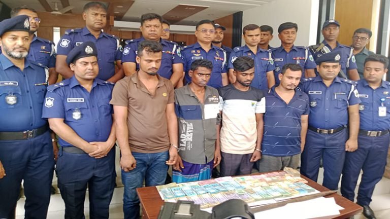 দেশজুড়ে হঠাৎ আলোচনায় বগুড়া