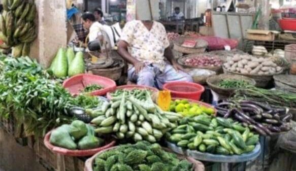 দুমকিতে নিত্যপণ্যের দাম বৃদ্ধি