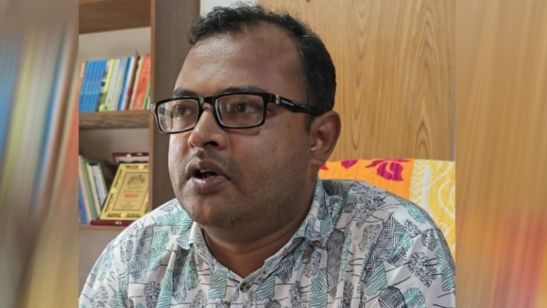 বাউফলে কৃষি কর্মকর্তার বিরুদ্ধে ১১টি তদন্ত কমিটি গঠন