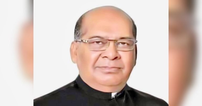 প্রতিমন্ত্রীকে নিয়ে অপপ্রচারের অভিযোগে যুবলীগের কেন্দ্রীয় নেতাসহ ৩ জনের বিরুদ্ধে মামলা