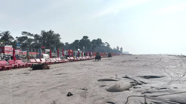 পর্যটকশূন্য কুয়াকাটা, কর্মহীন প্রায় ৫ হাজার শ্রমিক