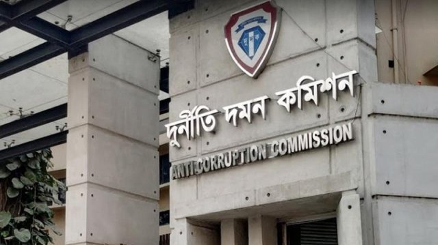 পটুয়াখালী গণপূর্তের নির্বাহী প্রকৌশলীর বিরুদ্ধে মামলার সিদ্ধান্ত দুদকের