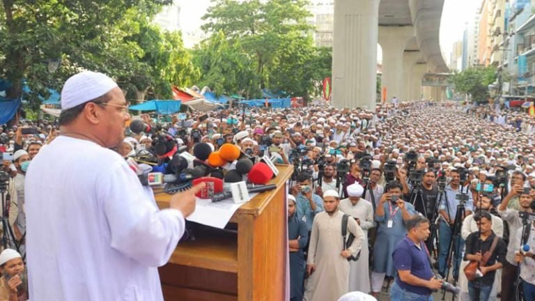 অন্তর্বর্তীকালীন সরকারকে সুন্দরভাবে দেশ পরিচালনার আহ্বান চরমোনাই পীরের