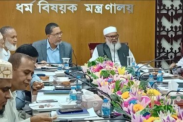 সকল সম্প্রদায়ের পাশে আছে সরকার, তাদের কথা শোনা হবে: ধর্ম উপদেষ্টা