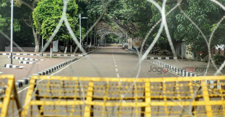 কাঁটাতারে ঘেরা ধানমন্ডি ৩২