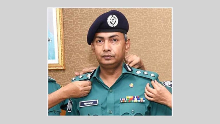 ডিবির প্রধান হলেন আশরাফুজ্জামান
