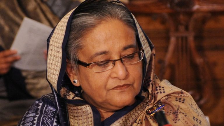 আমিরাত-সৌদি আরবে আশ্রয় খুঁজছেন শেখ হাসিনা