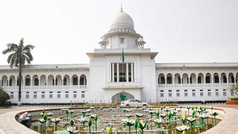 অন্তবর্তীকালীন সরকার গঠনের পক্ষে মত দিয়েছিলেন সুপ্রিম কোর্ট