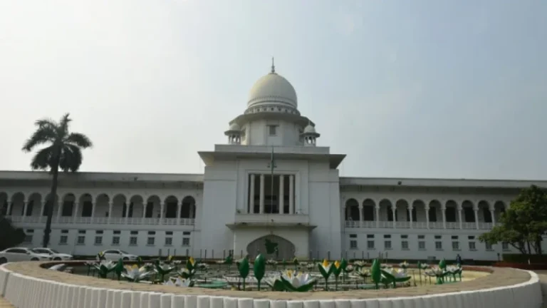 আজ থেকে বিচারকাজ চলবে হাইকোর্টে
