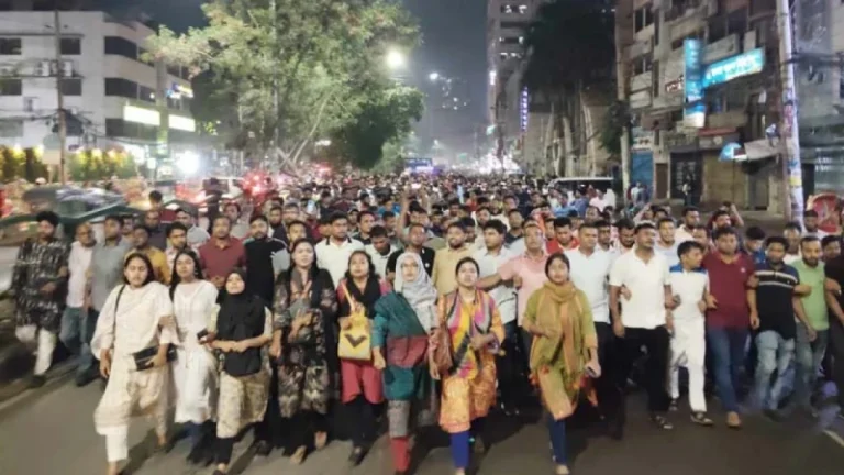 স্বরাষ্ট্র উপদেষ্টা সাখাওয়াত হোসেনের পদত্যাগের দাবিতে ছাত্রদলের বিক্ষোভ