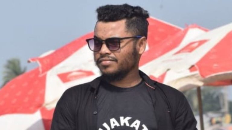 বিকাশকর্মীকে কুপিয়ে সাড়ে ১৬ লাখ টাকা ছিনতাই