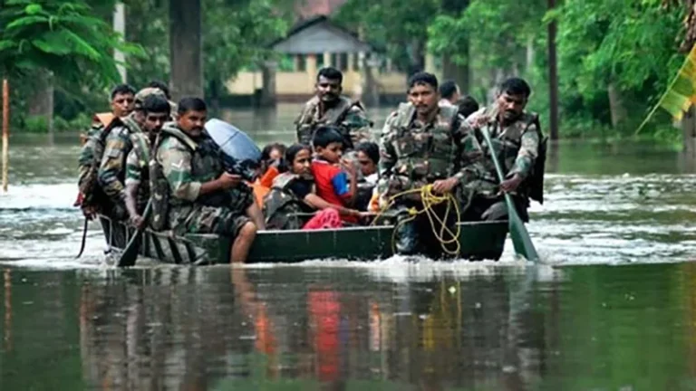 প্রধান উপদেষ্টার ত্রাণ তহবিলে সেনা সদস্যদের একদিনের বেতন প্রদান