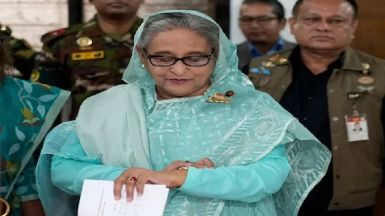 রাজনৈতিক আশ্রয় নয় ভিসার মাধ্যমে ভারতেই থাকবেন শেখ হাসিনা