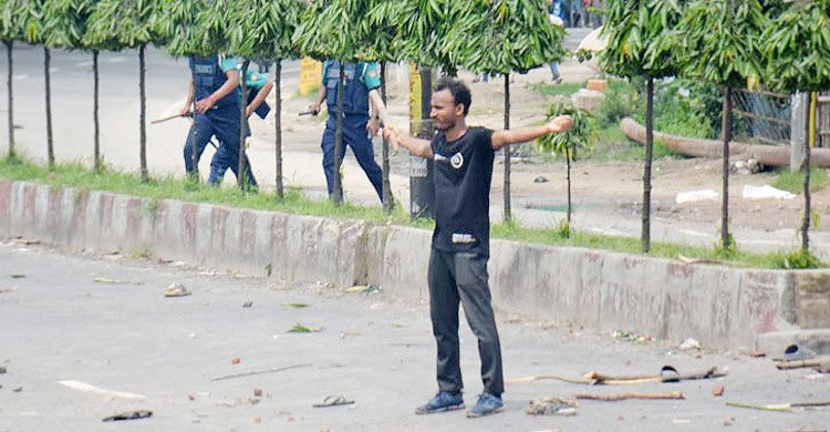 বাংলাদেশে ছাত্র আন্দোলনে নিহত ৬৫০