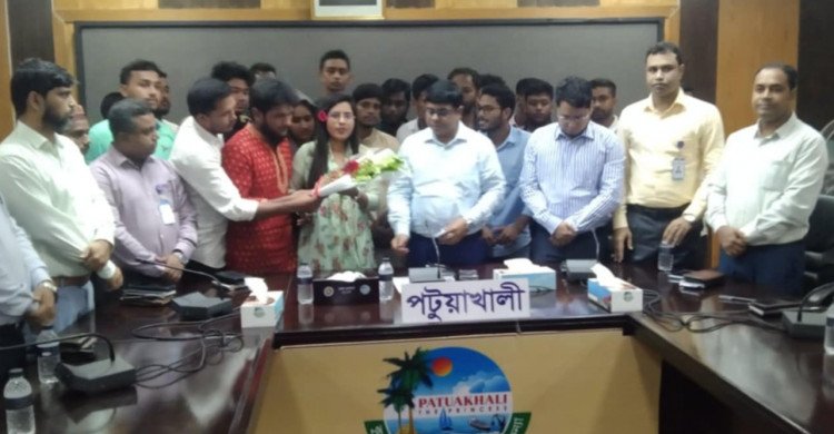 বৈষম্য বিরোধী ছাত্র আন্দোলনে নিহতদের জন্য পটুয়াখালীতে ছাত্র আন্দোলনের সহায়তার দাবী