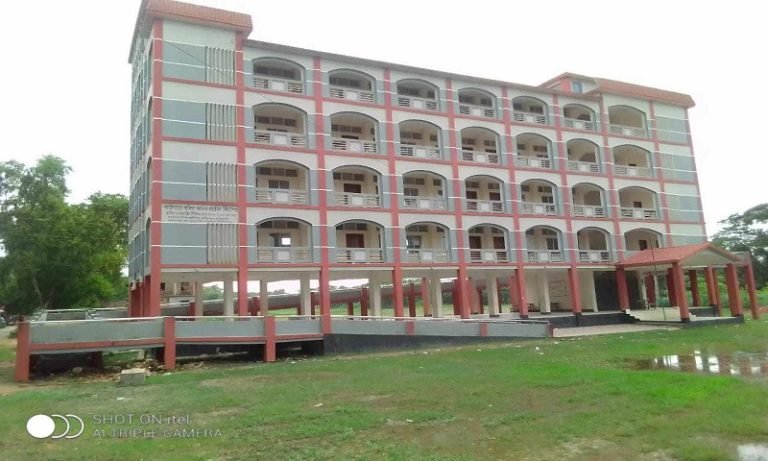 নতুন শিক্ষাক্রম বাস্তবায়নযোগ্য নয়, পরীক্ষাসহ ফিরছে যত নিয়ম