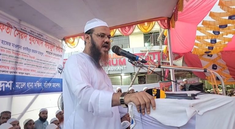 যদি কেউ চাঁদাবাজি করতে আসে তাহলে খাম্বার সাথে বেঁধে রাখবেন : ফয়জুল করীম