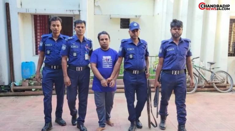 পরকীয়া সন্দেহে স্ত্রী ও শিশু কন্যাকে কুপিয়ে হত্যা : দুমকিতে গ্রেপ্তার সেই আনিছ