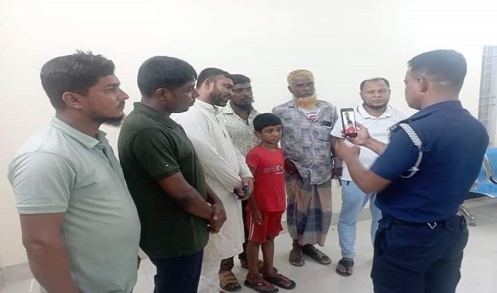 কলাপাড়া থেকে অপহরণ হওয়া শিশু বেনাপোল থেকে উদ্ধার