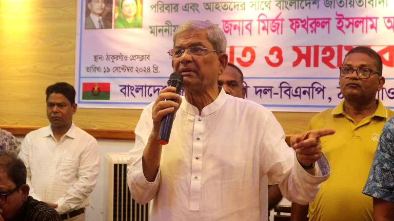 সেনাবাহিনীকে সবখানে ম্যাজিস্ট্রেসি ক্ষমতা দেওয়া সমীচীন হবে না: ফখরুল