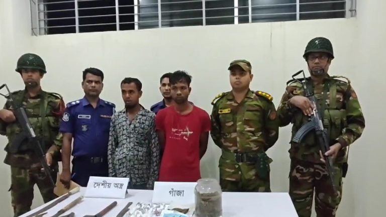 পটুয়াখালীতে যৌথ বাহিনীর অভিযানে অস্ত্র ও মাদক উদ্ধার