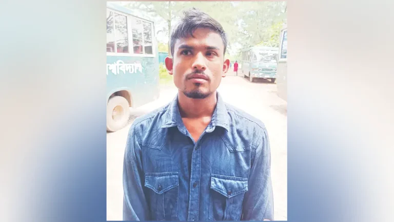 চন্দ্রদ্বীপ নিউজে সংবাদ প্রকাশের পর আর্থিক সহায়তা পেলেন আন্দোলনে চোখ হারানো বেল্লাল