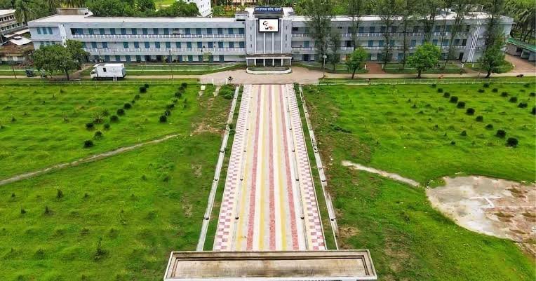 পটুয়াখালী জেলার ৭৫ ইউপির কার্যক্রম এখনো স্বাভাবিক হয়নি