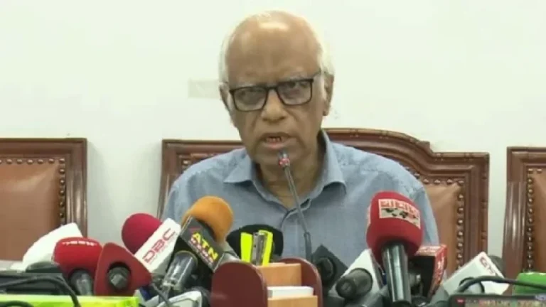 শিক্ষকদের জোরপূর্বক পদত্যাগ বন্ধের আহ্বান শিক্ষা উপদেষ্টার